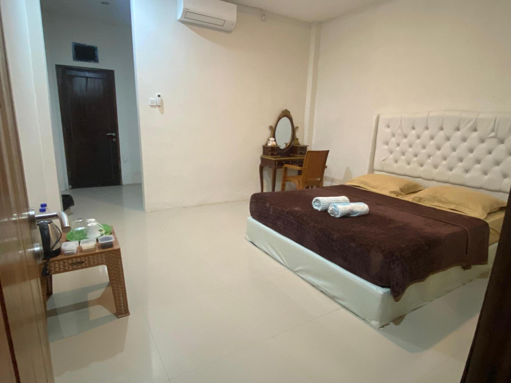 Wl Guesthouse 纳闽巴霍 外观 照片